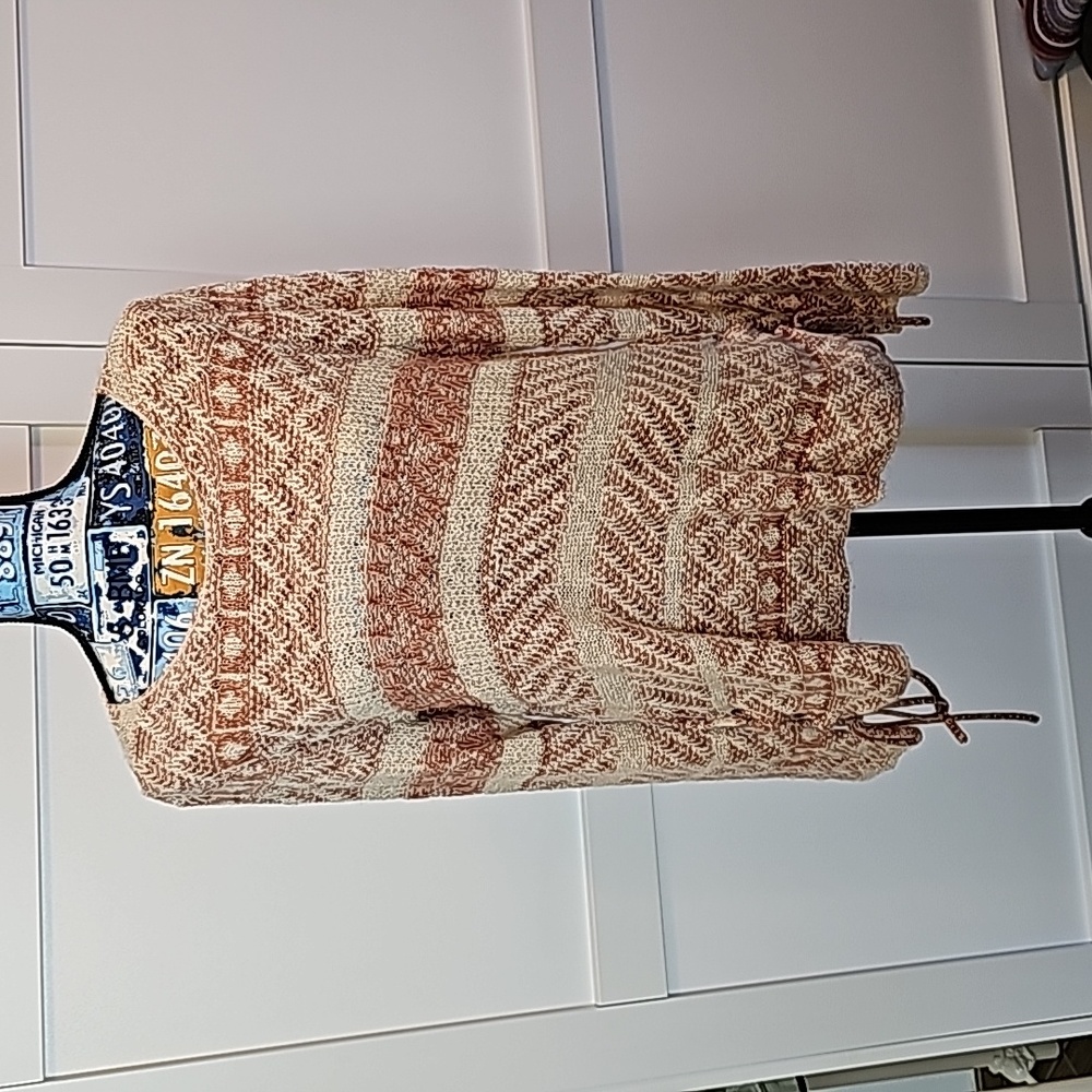 Knox rose large top